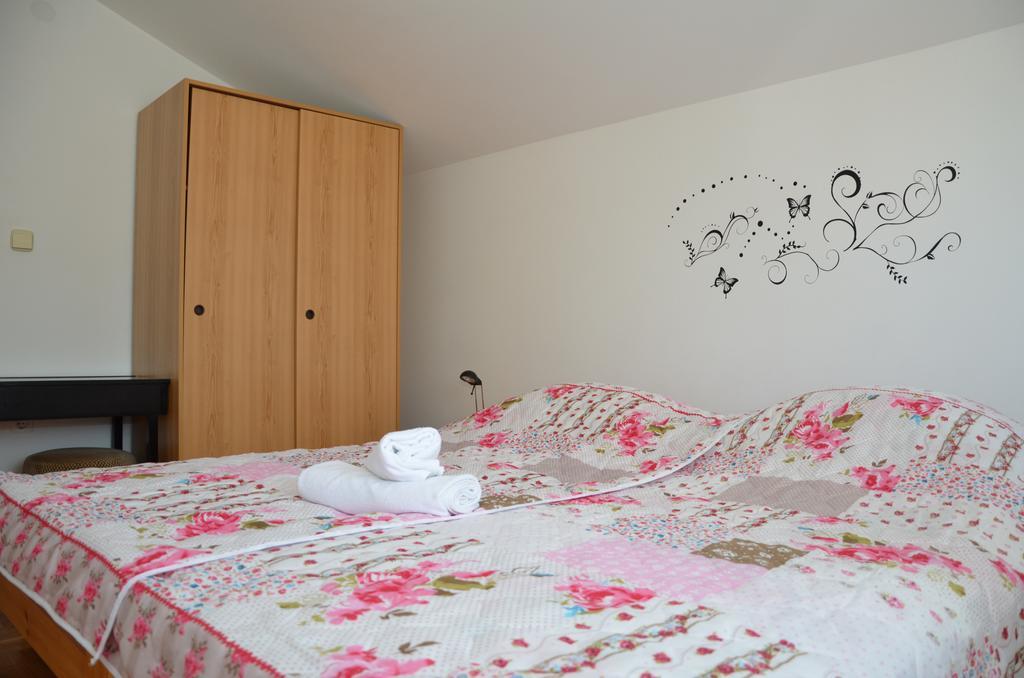 Apartment Kolundzic Новий Винодольський Екстер'єр фото